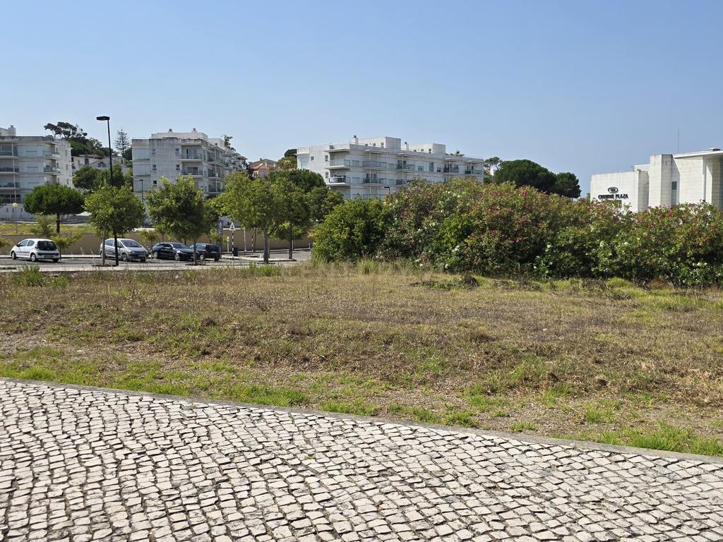 710 m² de Exclusividade num Novo Condomínio na Aldeia dos Capuchos. - Image 36