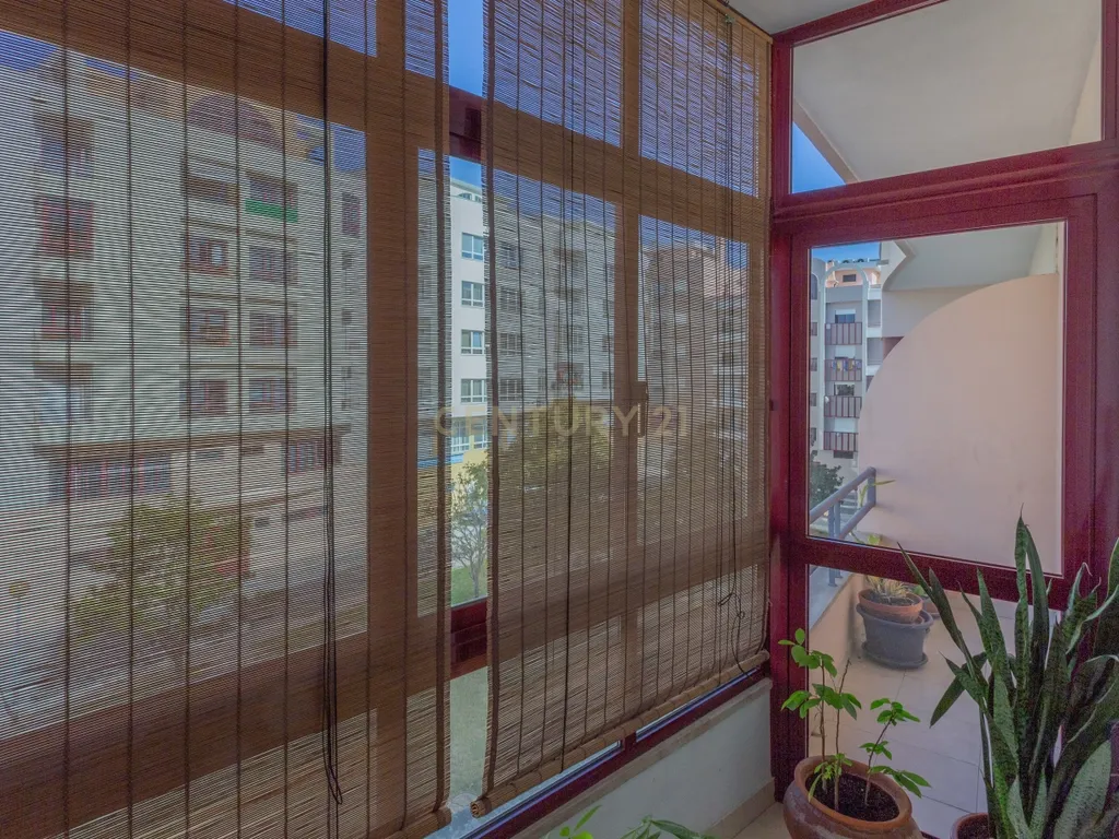 Apartamento T2, sito na localidade de Cova da Piedade, concelho de Almada. - Image 12
