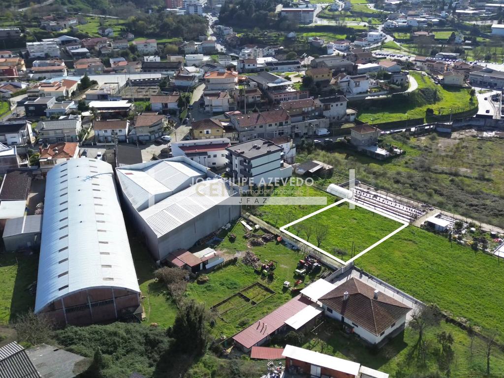 TERRENO PARA/CONSTRUÇÃO EM ALTURA (PIP PARA 6 APARTAMENTOS DE TIPOLOGIA T3 OU 8 APARTAMENTOS DE TIPOLOGIA T2) JUNTO AO CONTINENTE E AO PARQUE DA CIDADE - REBORDOSA, PAREDES - Image 13