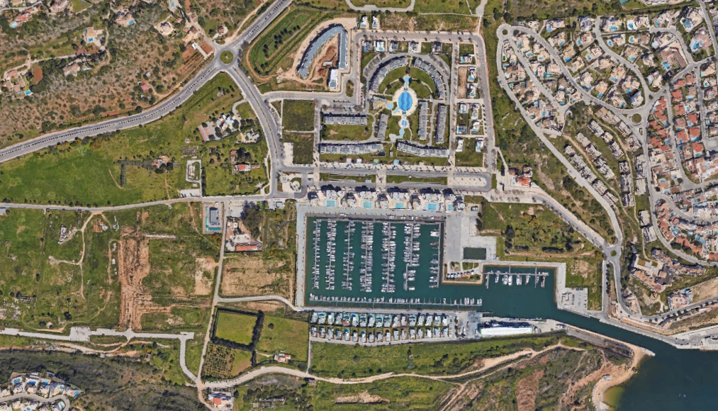 “Terreno Estratégico para Investimento Hoteleiro de Grande Escala” - Image 7