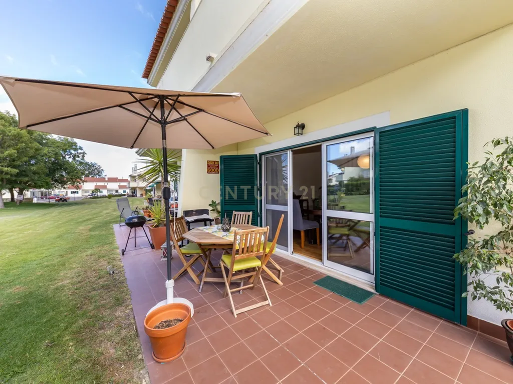 Moradia T3 no Condomínio Varandas do Golfe do Montado – Segurança, Conforto e Estilo de Vida Exclusivo - Image 27