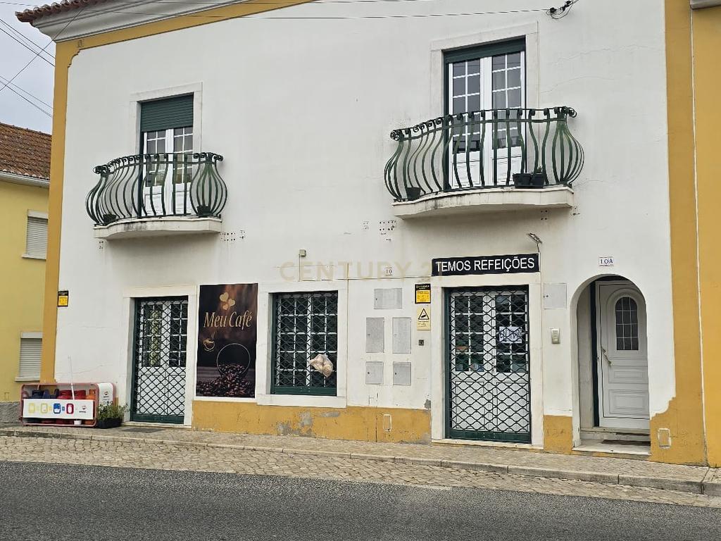 Moradia em Torres Vedras. - Image 1