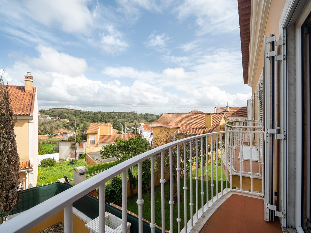 Fabulosa Moradia em Gaveto com Jardim - Image 18
