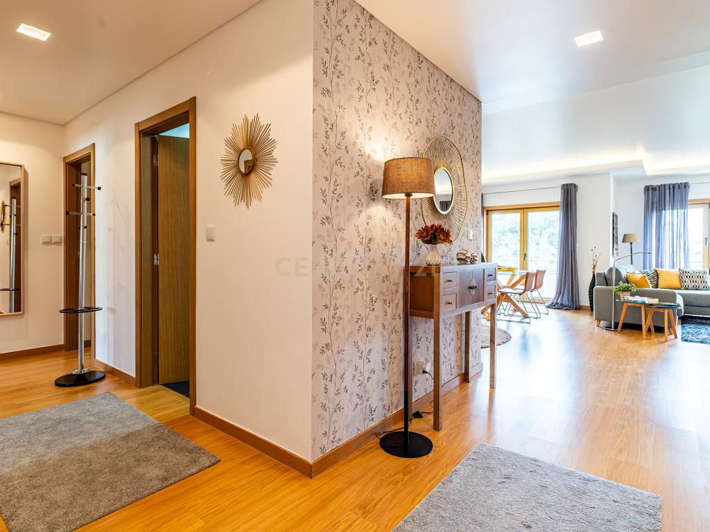 Apartamento T3+1 com Sótão de 100m² na Abrunheira – Oportunidade Única!   - Image 16