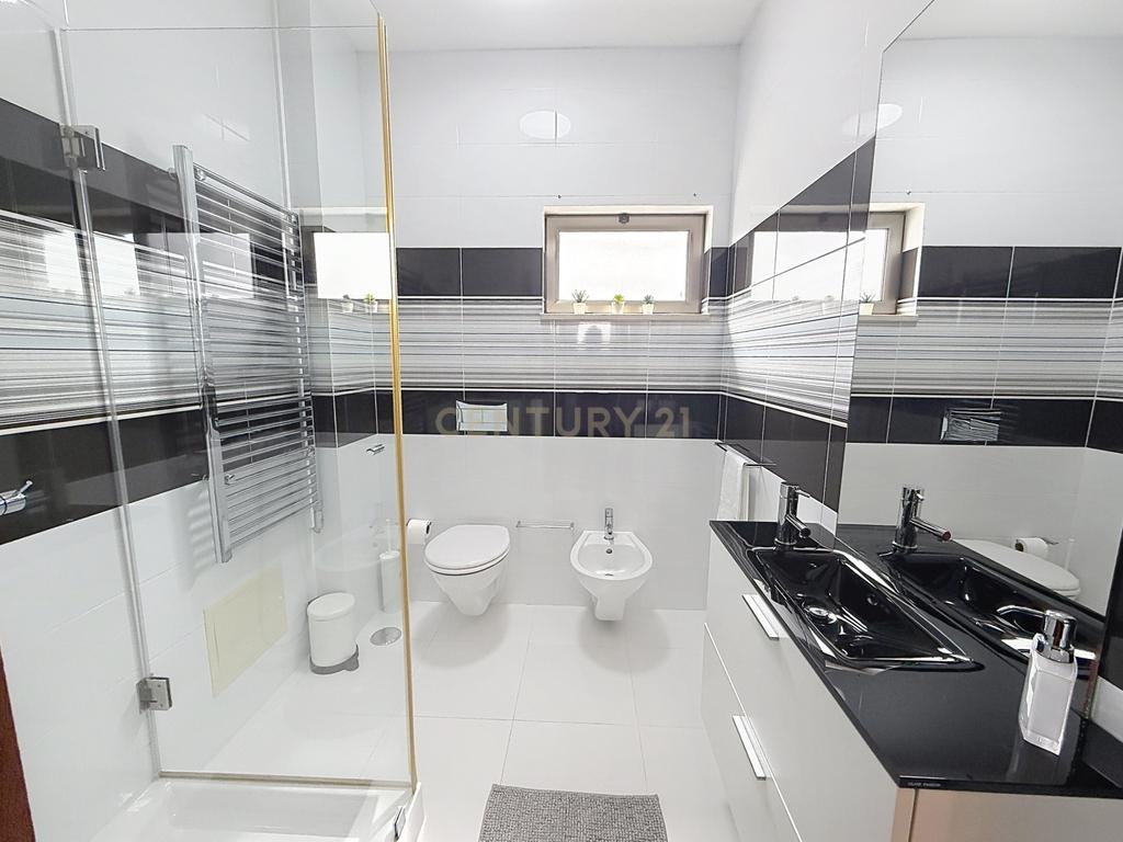 Apartamento T2 em Nazaré, Leiria - Perto da Praia e Comércio - Image 28