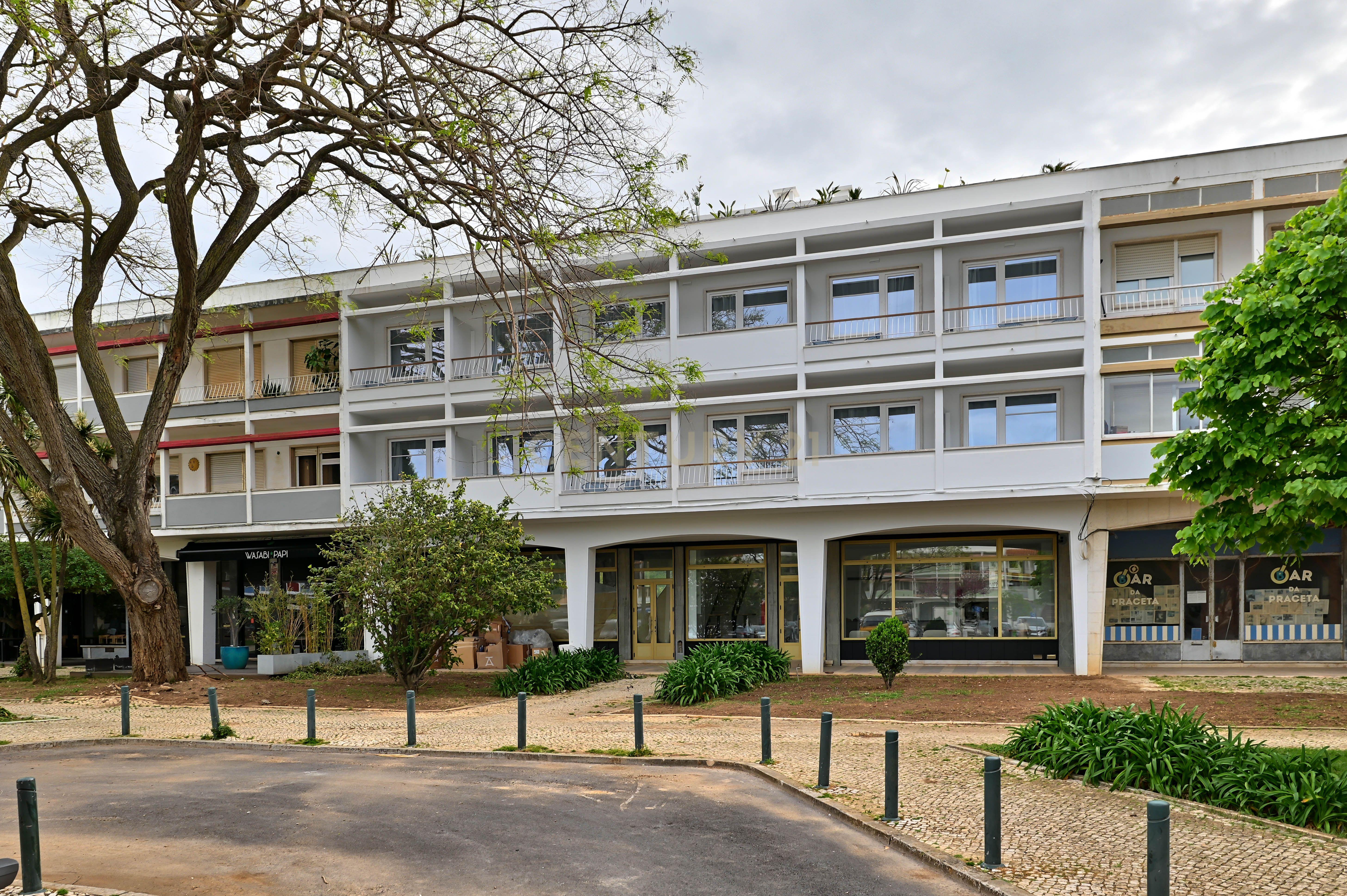 Fotografia 10 de Investimento - Último T0 em Aparthotel – Praça do Junqueiro, a 2 min. da Praia (Rentabilidade 5%)