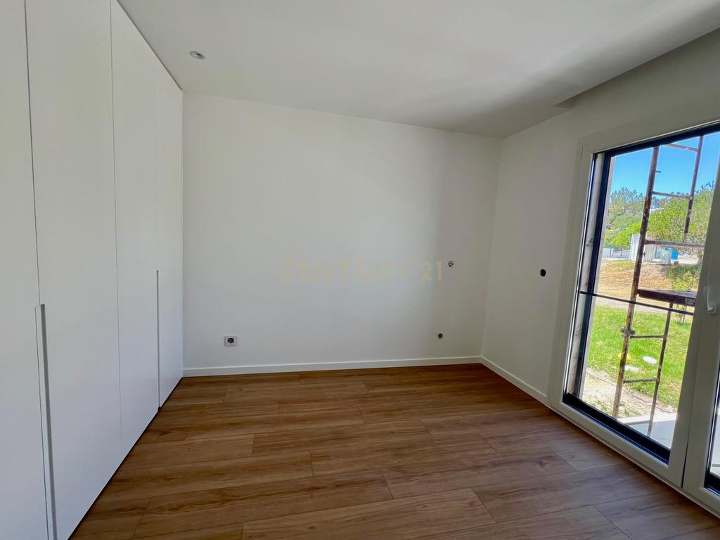 RESERVADO- Sintra - Serra de Casal de Cambra - Apartamento T2 com parqueamento - Image 3