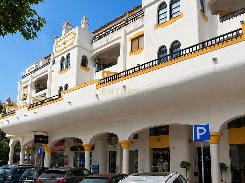Apartamento T2 na Praia do Carvoeiro. - Image 1