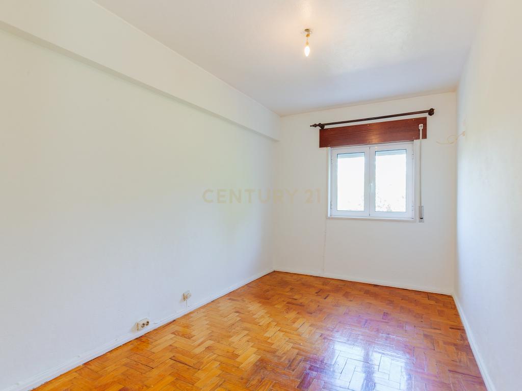Apartamento T3 nos Olivais - Image 18