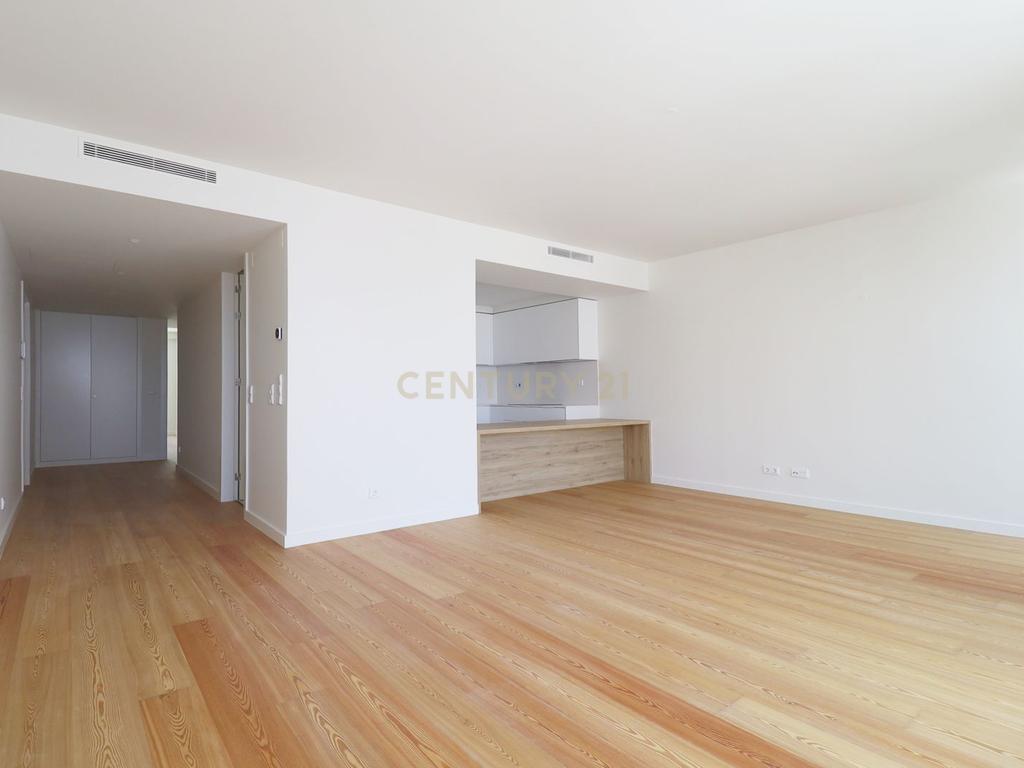 Apartamento T2 Exclusivo com Vista Mar – Totalmente Mobilado e Equipado - Armação de Pêra - Algarve - Image 5