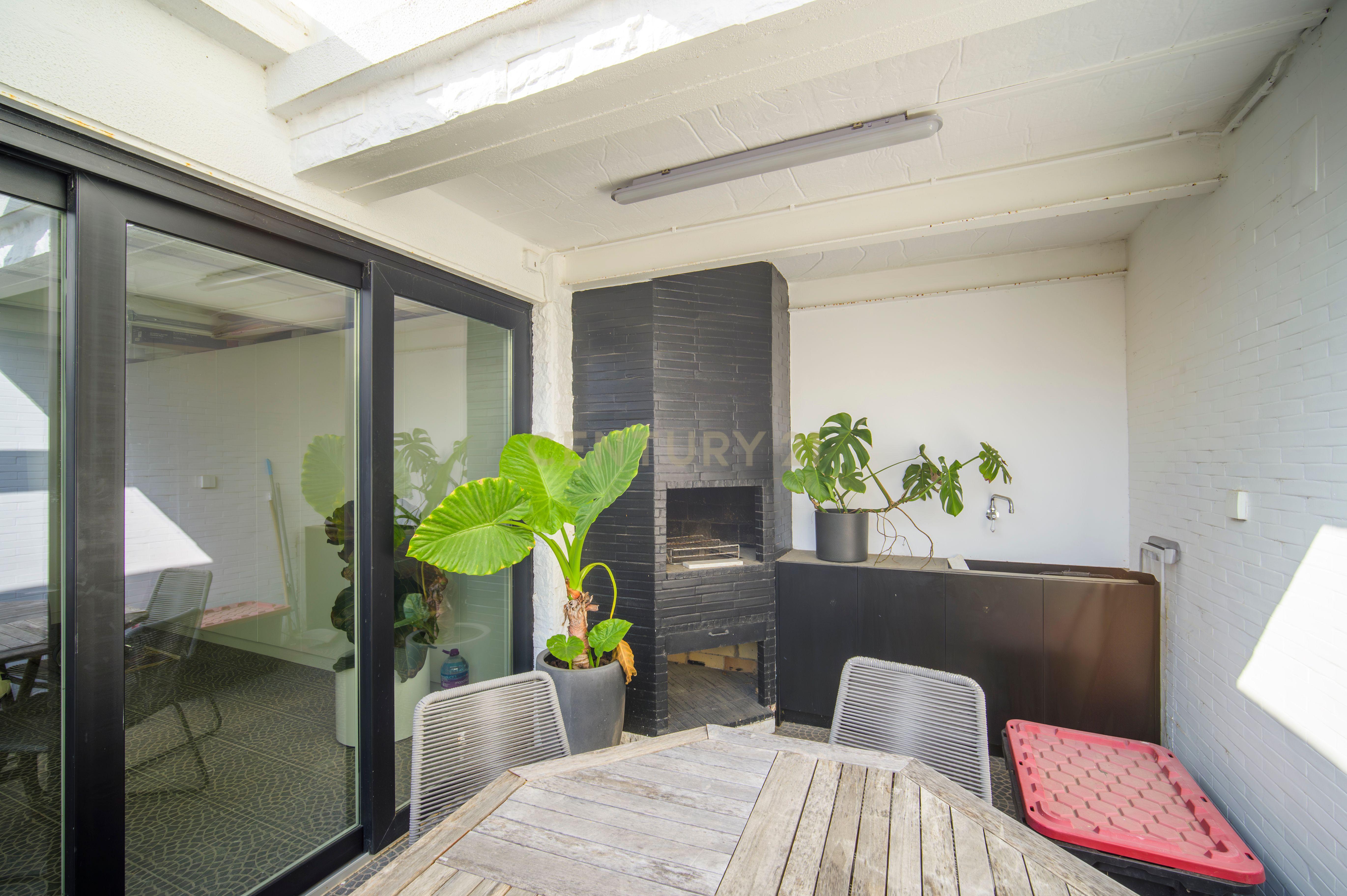 Fotografia 5 de Moradia T5 remodelada à beira-mar em Cascais
