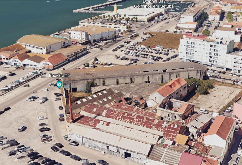 Grande potencial de Investimento junto ao mar em Setúbal, Portugal, com Viabilidade de Construção - Image 15