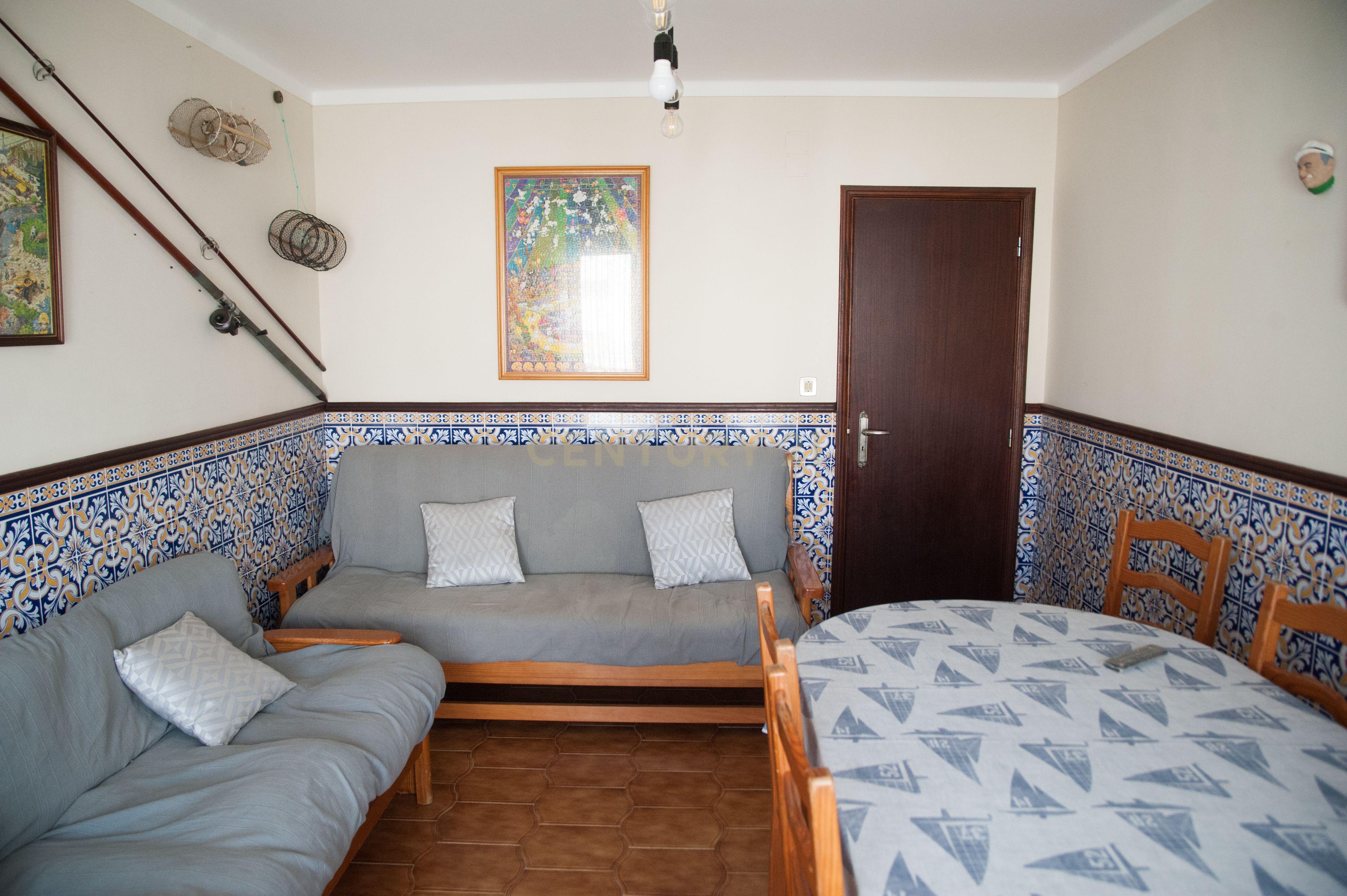Apartamento T3 em Peniche, Atouguia da Baleia, perto da praia e com boa exposição solar - Image 7