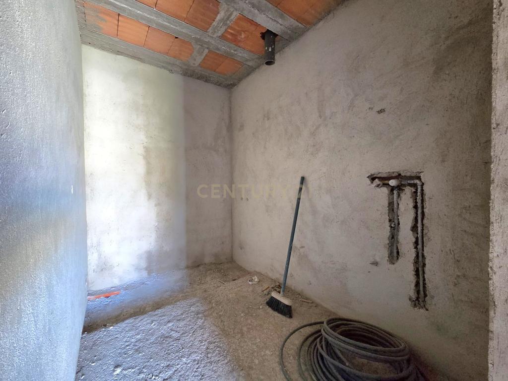 Moradia com Três Quartos em Construção na Póvoa de Varzim - Image 34