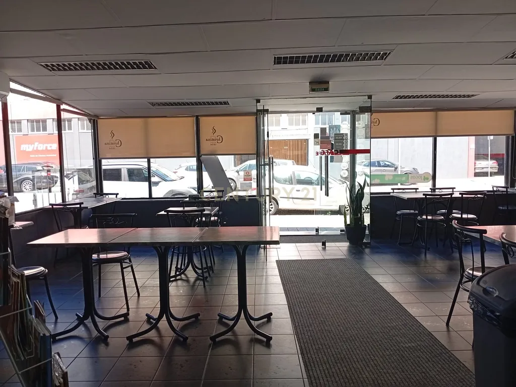 Café Snack Bar em Ramalde para Trespasse - Image 3