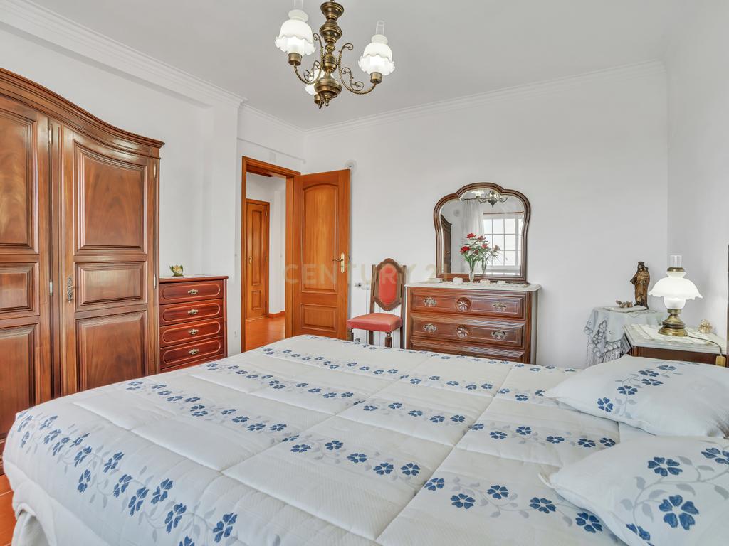 Moradia T4 em Mafra com vista de mar - Image 49