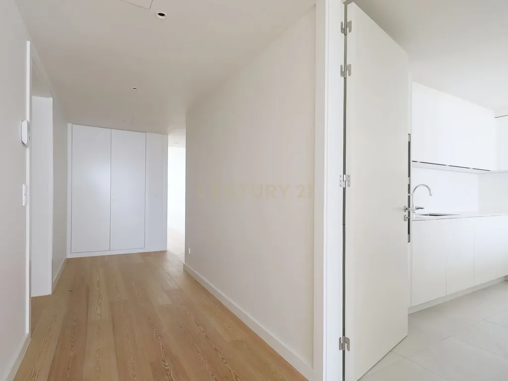 Apartamento T2 Exclusivo com Vista Mar – Totalmente Mobilado e Equipado - Armação de Pêra - Algarve - Image 16