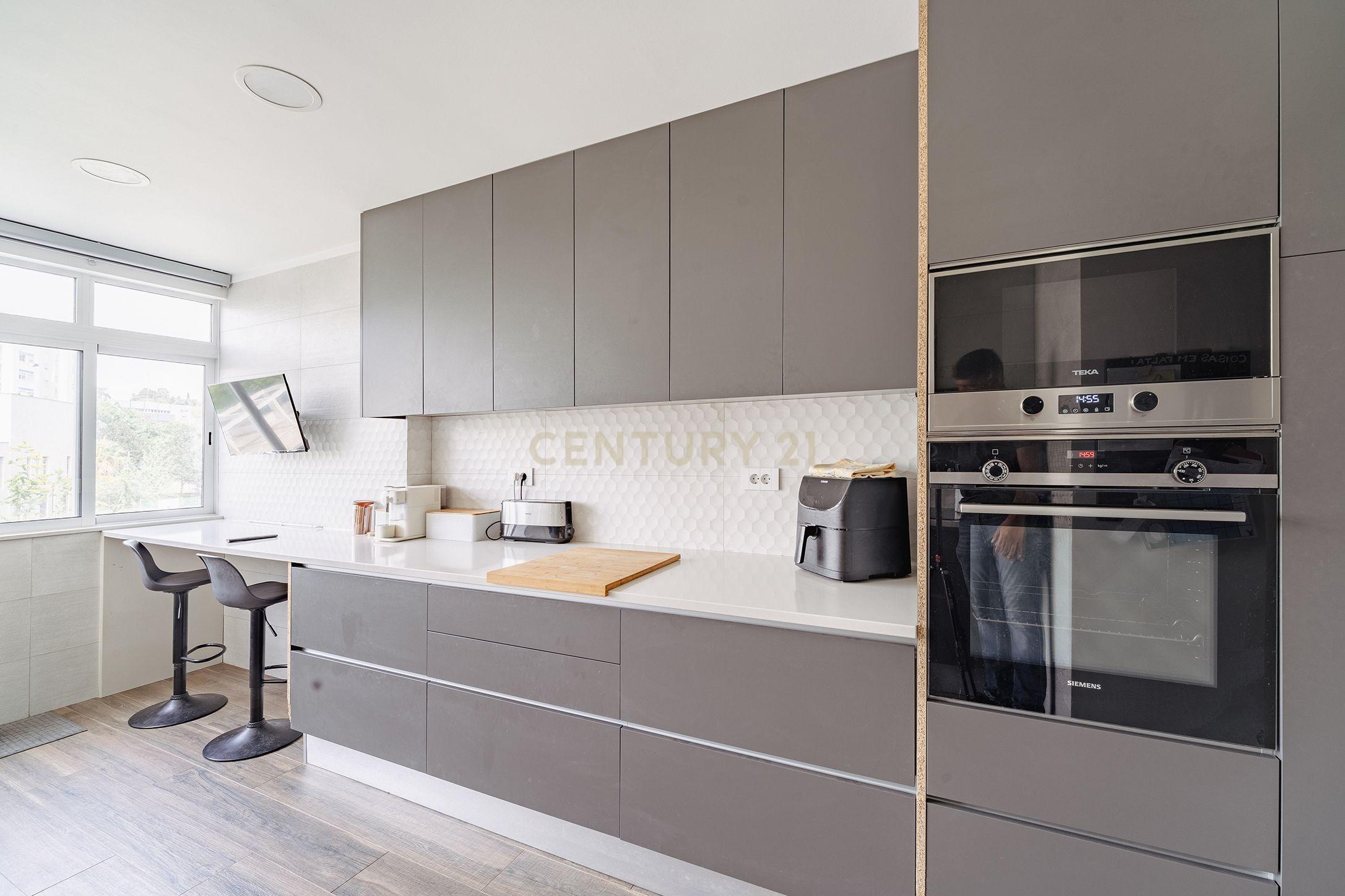 Apartamento T3 à venda em Carnaxide e Queijas, Oeiras — foto 17