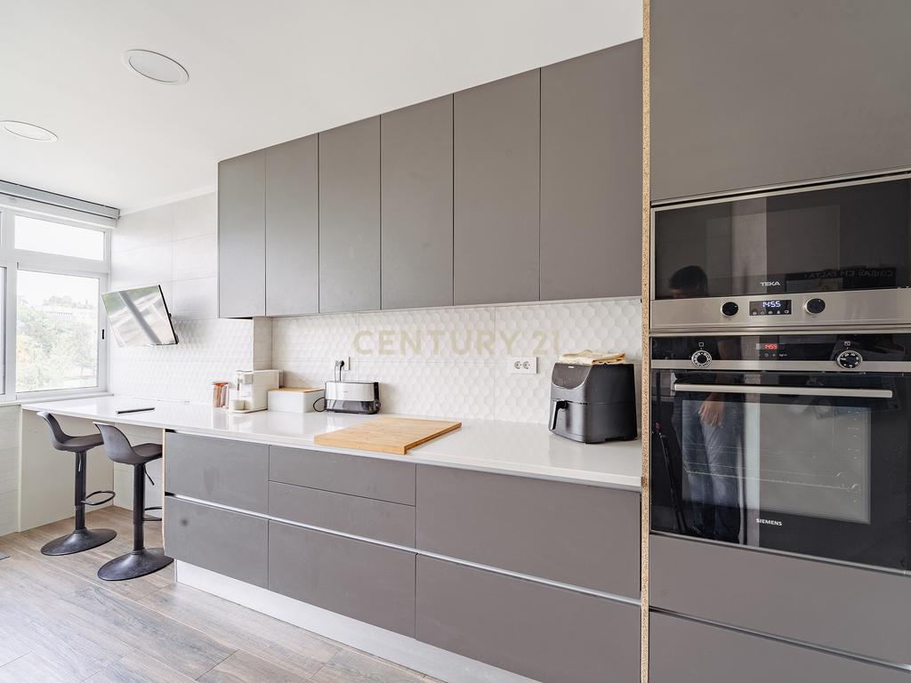 Apartamento T3 em Carnaxide, Lisboa - Image 17