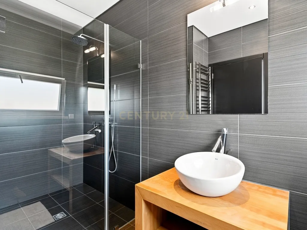 Moradia T4 - Linha de Mar - Lourinhã - Image 36