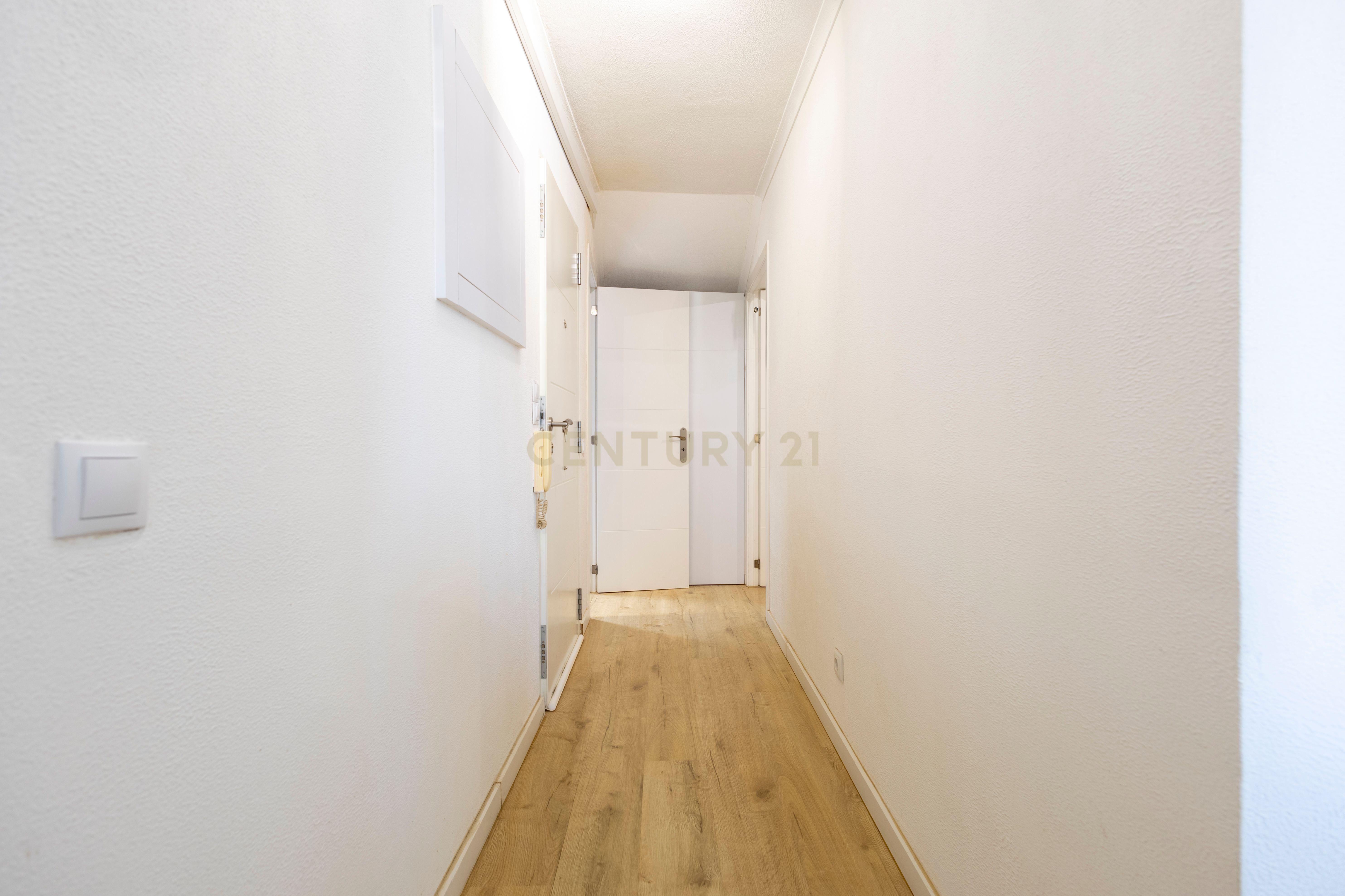 T1 renovado a dois passos do Técnico e da Fonte Luminosa — ideal para viver ou investir - Image 21