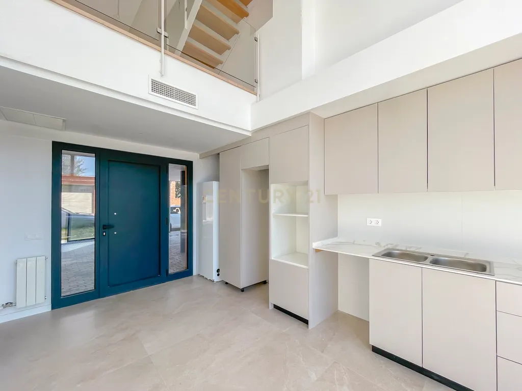 🏡 Uma nova vida em Hostalric: design, conforto e sustentabilidade - Image 4