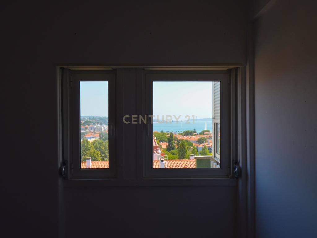 ✨ Apartamento T3* com Vista Mar e Rio em Oeiras ✨ - Image 20