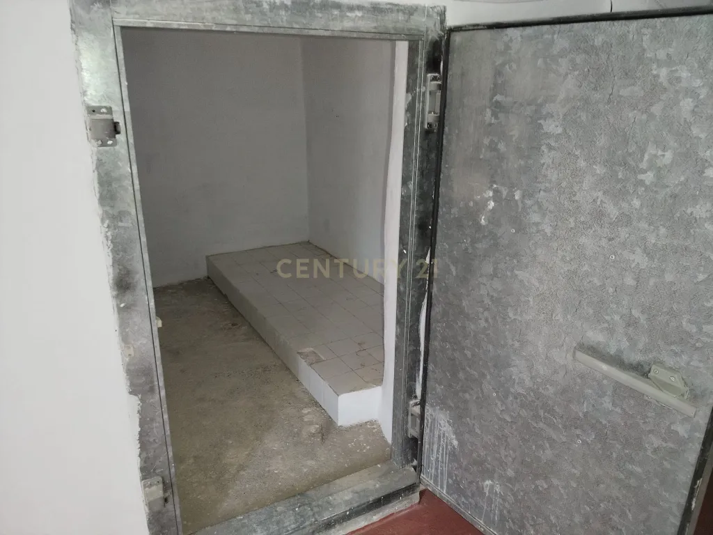 Espaço comercial à venda – Calle Romeu Corbera Nº 11, Valência - Image 16