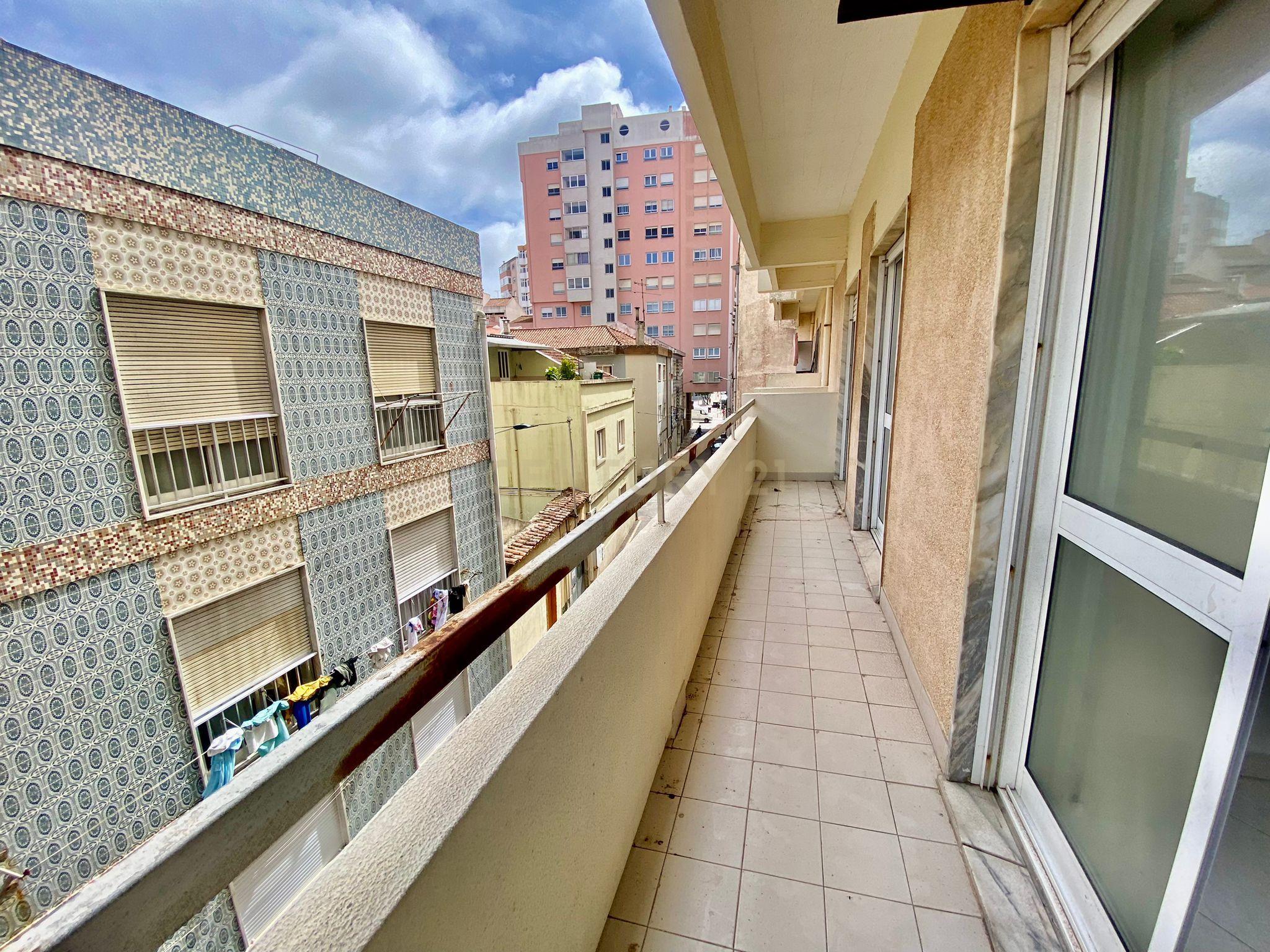 Apartamento T3 em Caldas da Rainha - Image 7