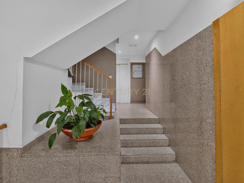 Excelente Apartamento T3 com Garagem em Real, Braga - Image 17