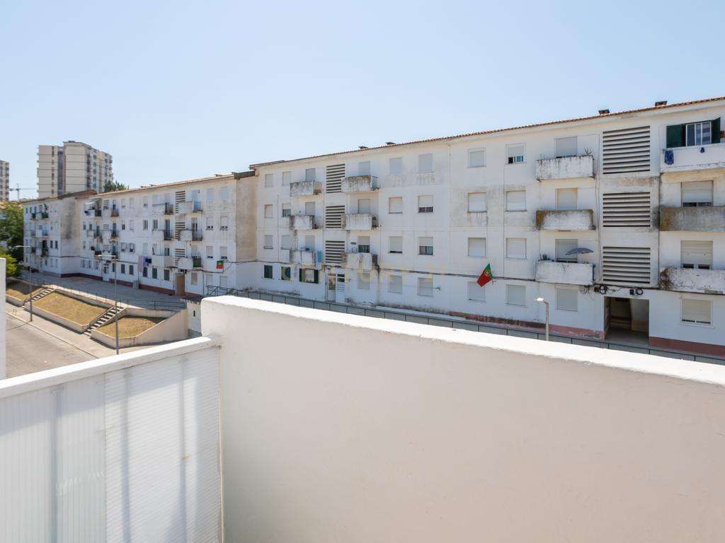 Apartamento T3 com Vista Deslumbrante sobre a Baía de Setúbal – Bairro dos Pescadores, Reboreda - Image 20
