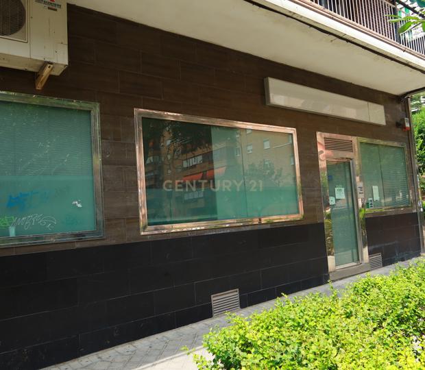 Local en venta Calle Mar Menor - Image 1