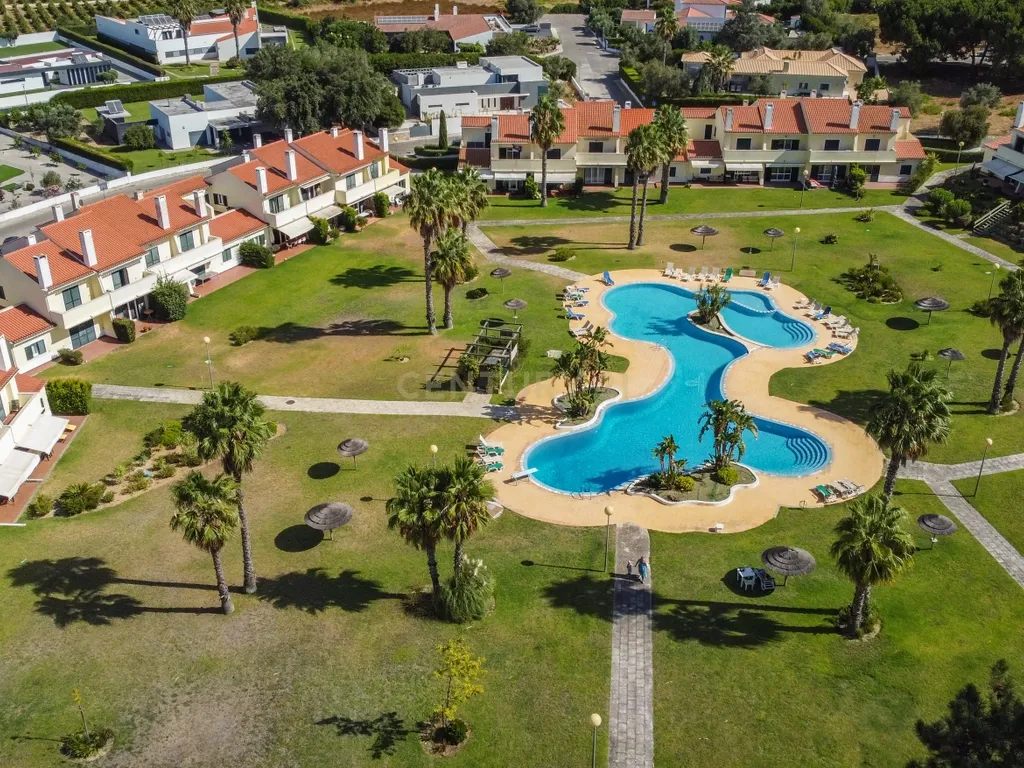 Moradia T3 no Condomínio Varandas do Golfe do Montado – Segurança, Conforto e Estilo de Vida Exclusivo - Image 88