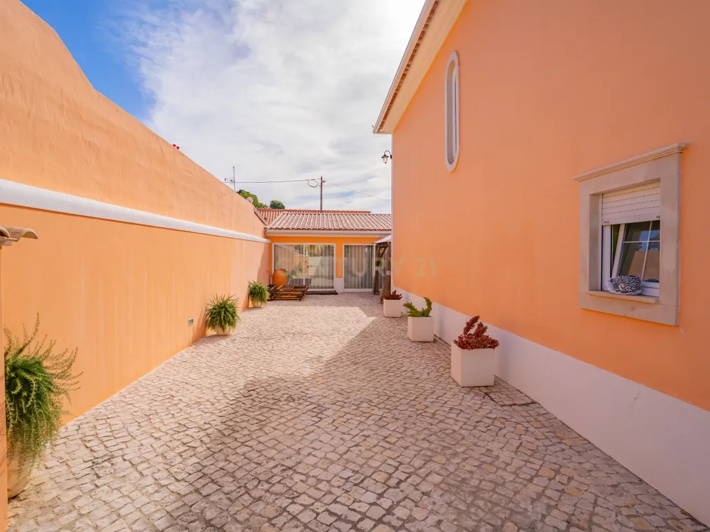 Moradia T4 Independente com Anexo | Lote 635 m² - Image 35