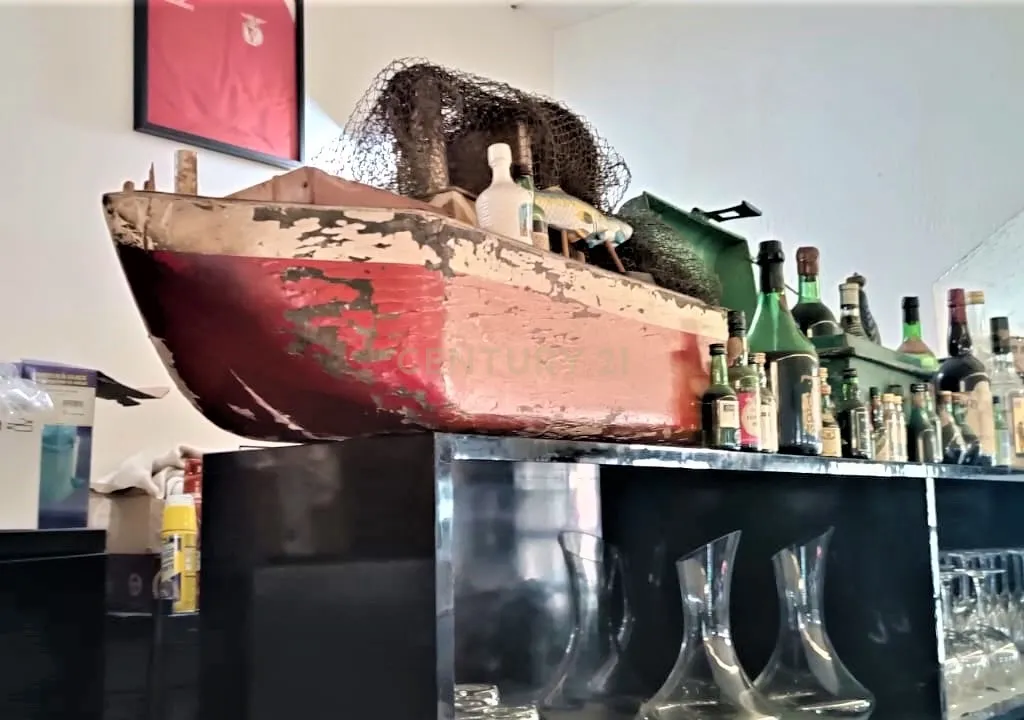 Trespasse de um conceituado restaurante "O Malcriado", com apartamento T2 associado, no centro de Matosinhos, Porto - Image 19