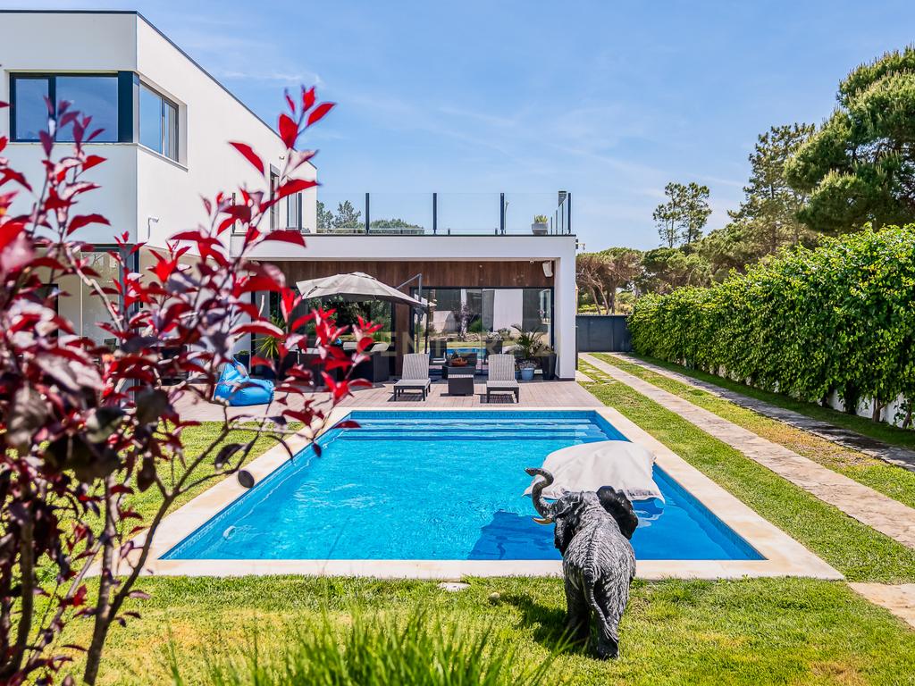 Casa Nova em Sesimbra (Castelo) com Piscina e Luxo - Image 4