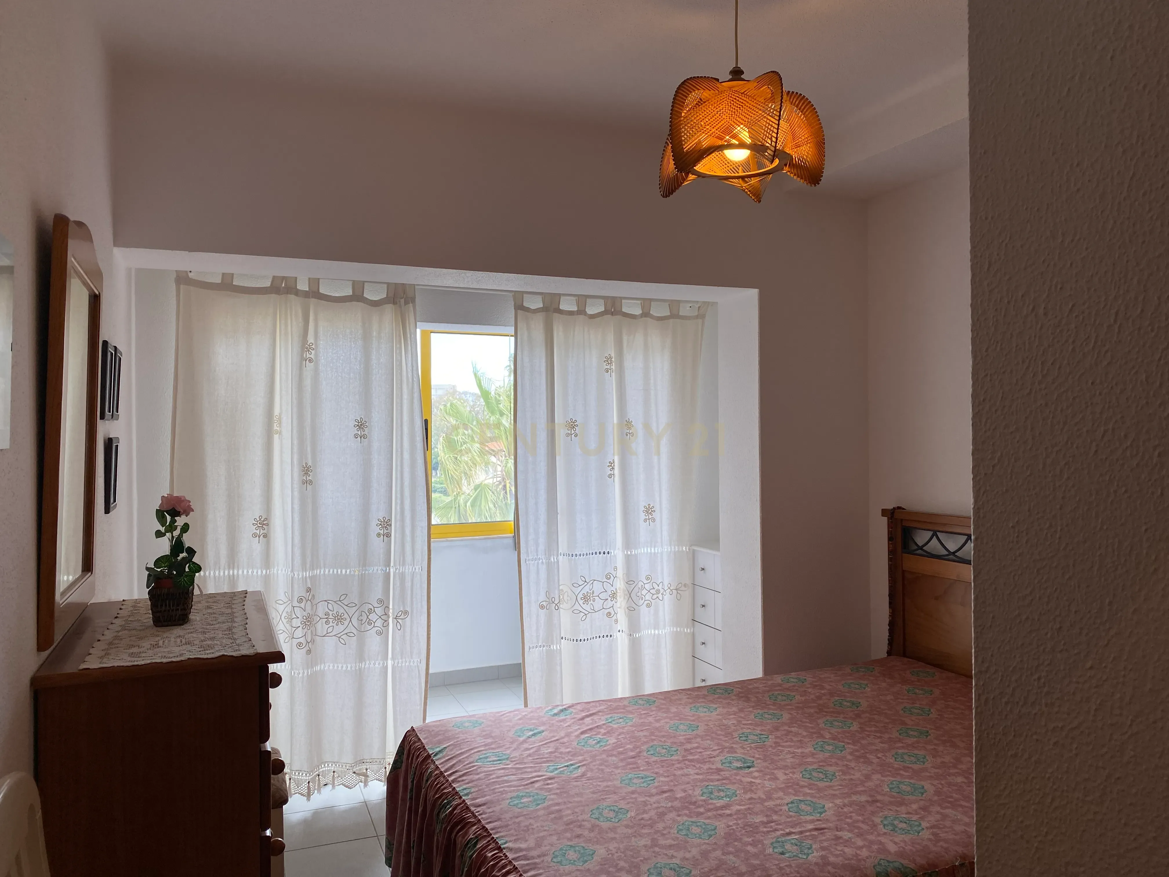 Apartamento T1 em Quarteira - Image 28