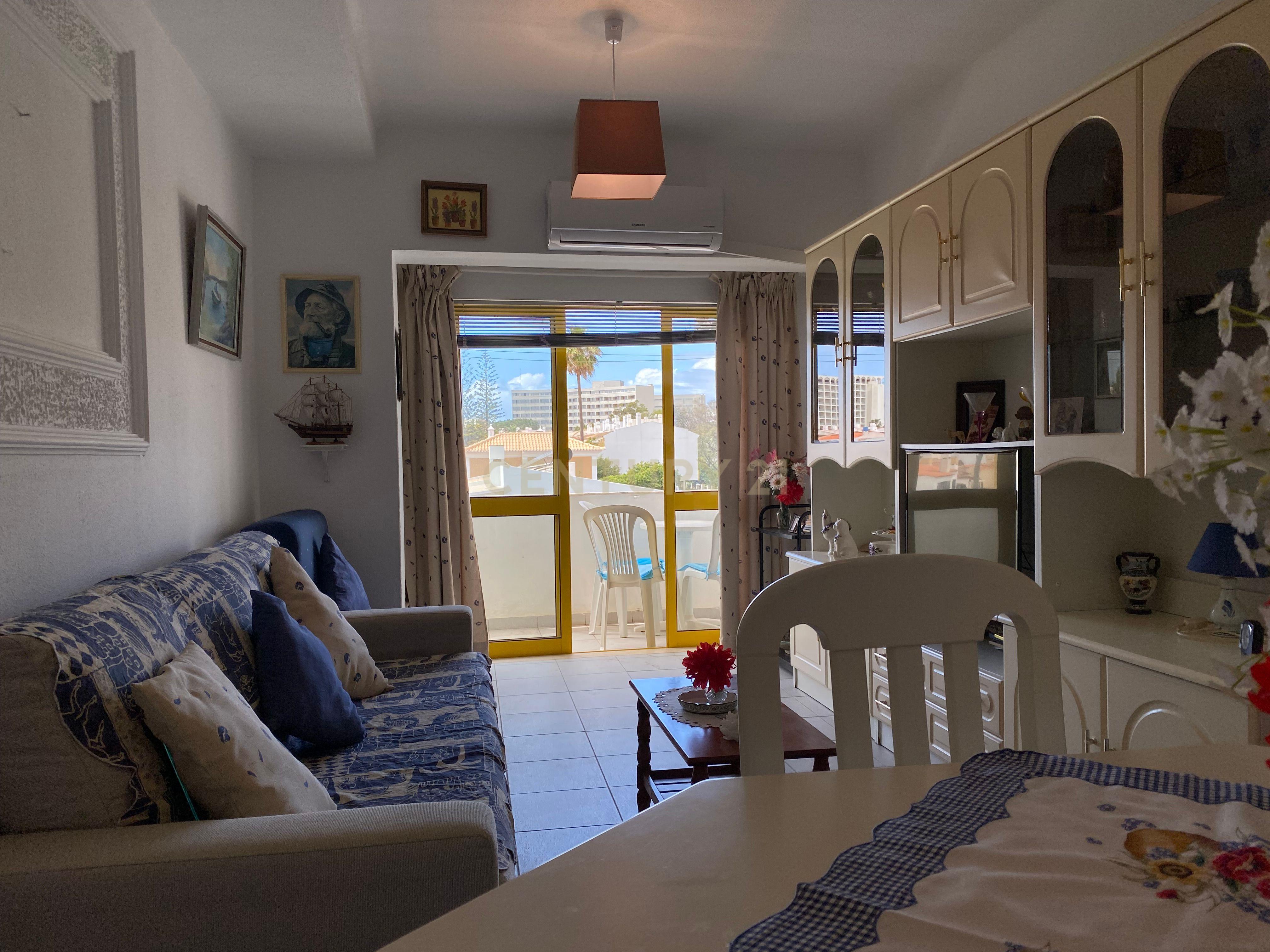 Apartamento T1 em Quarteira - Image 12