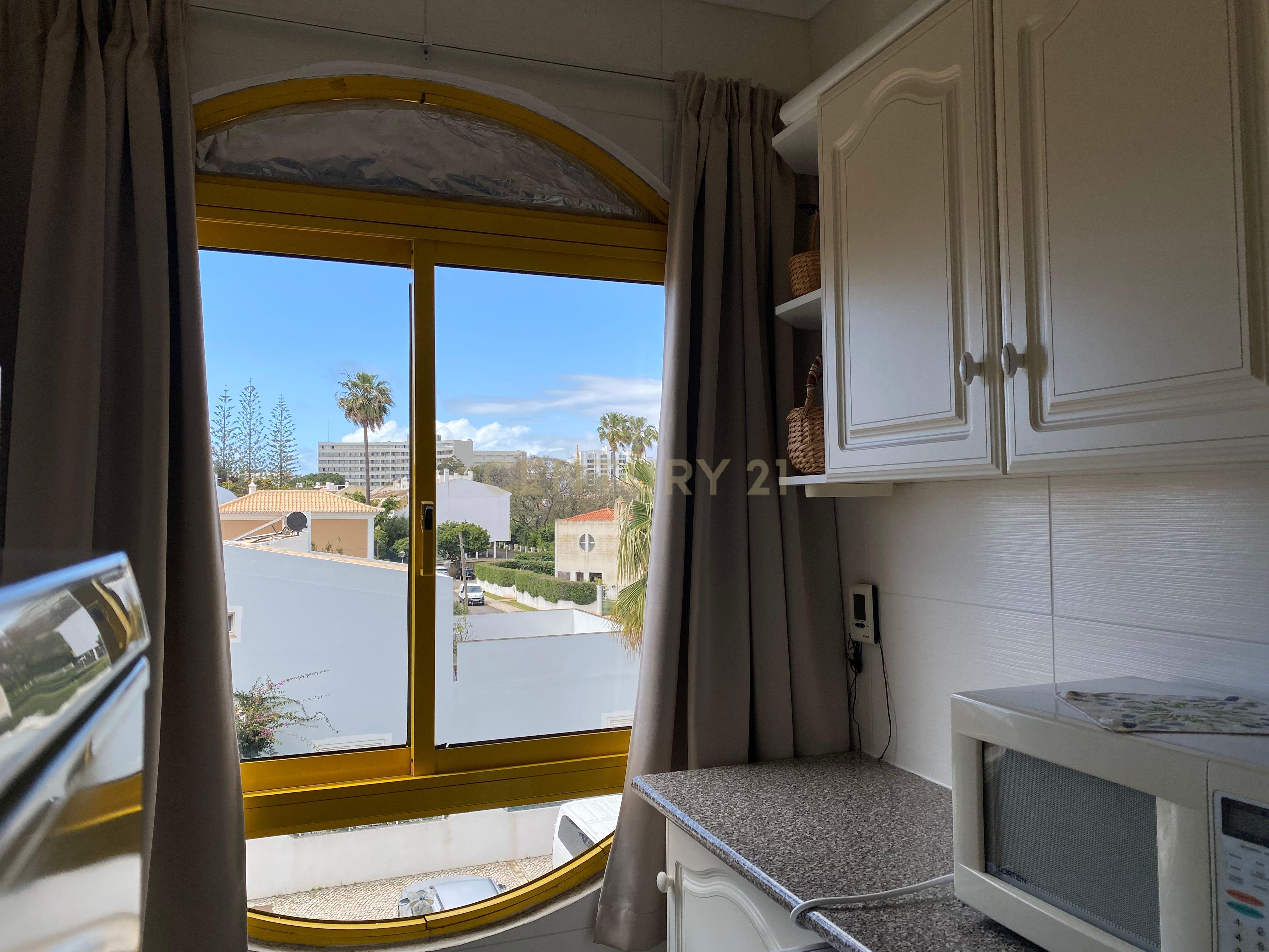 Apartamento T1 em Quarteira - Image 6