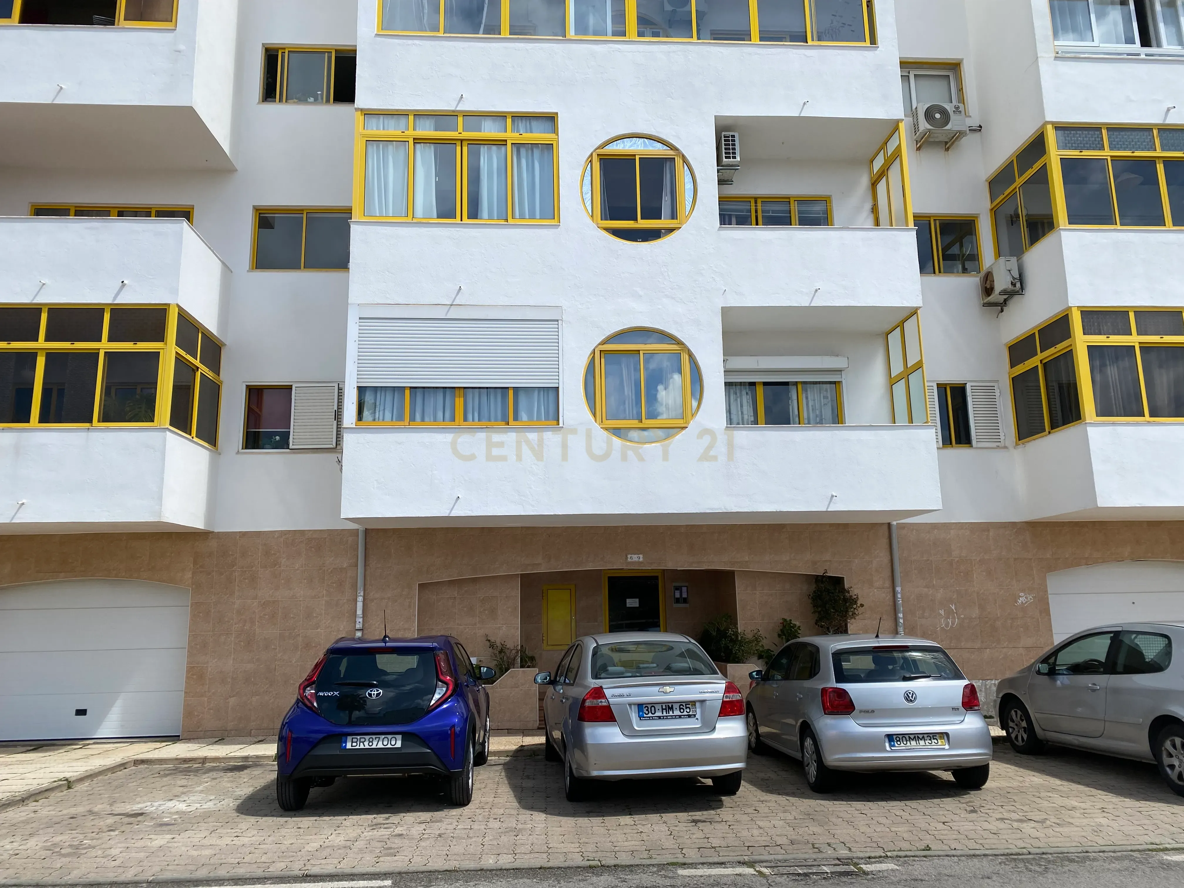 Apartamento T1 em Quarteira - Image 1