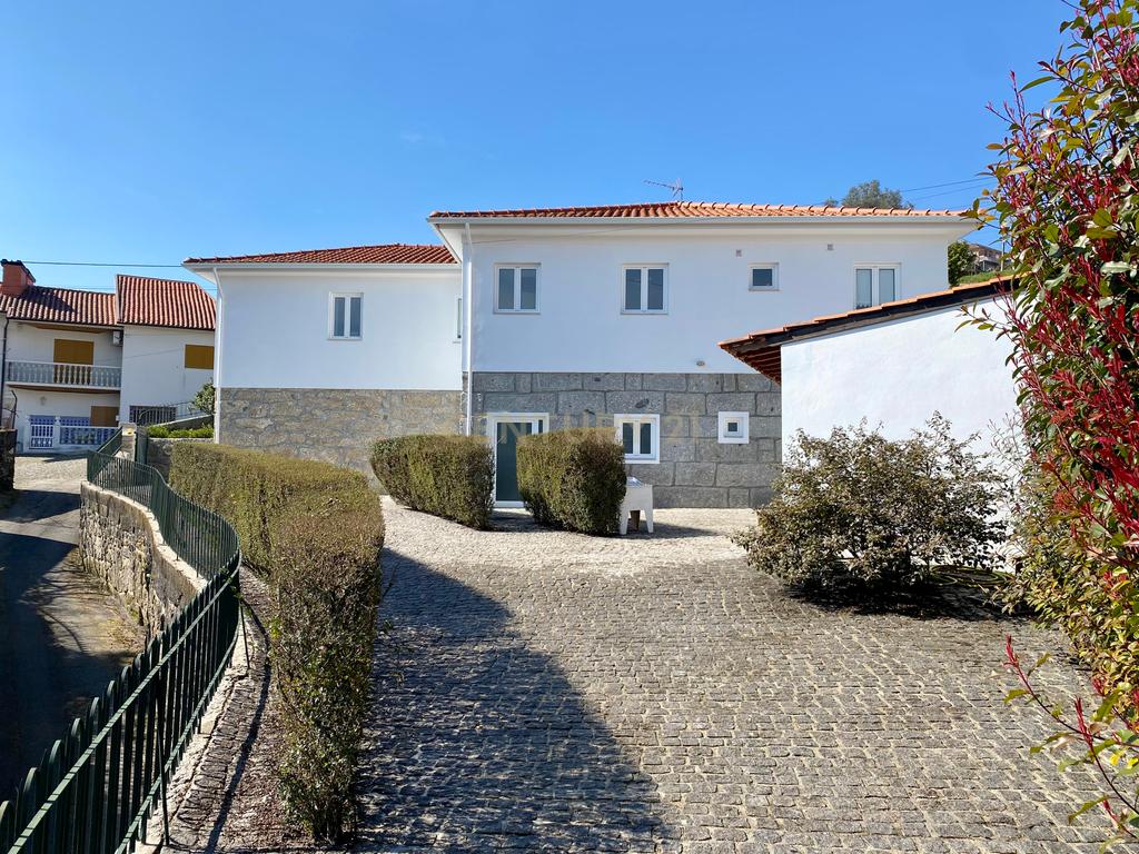 Póvoa de Lanhoso, Moradia T5 rústica Renovada - Image 6