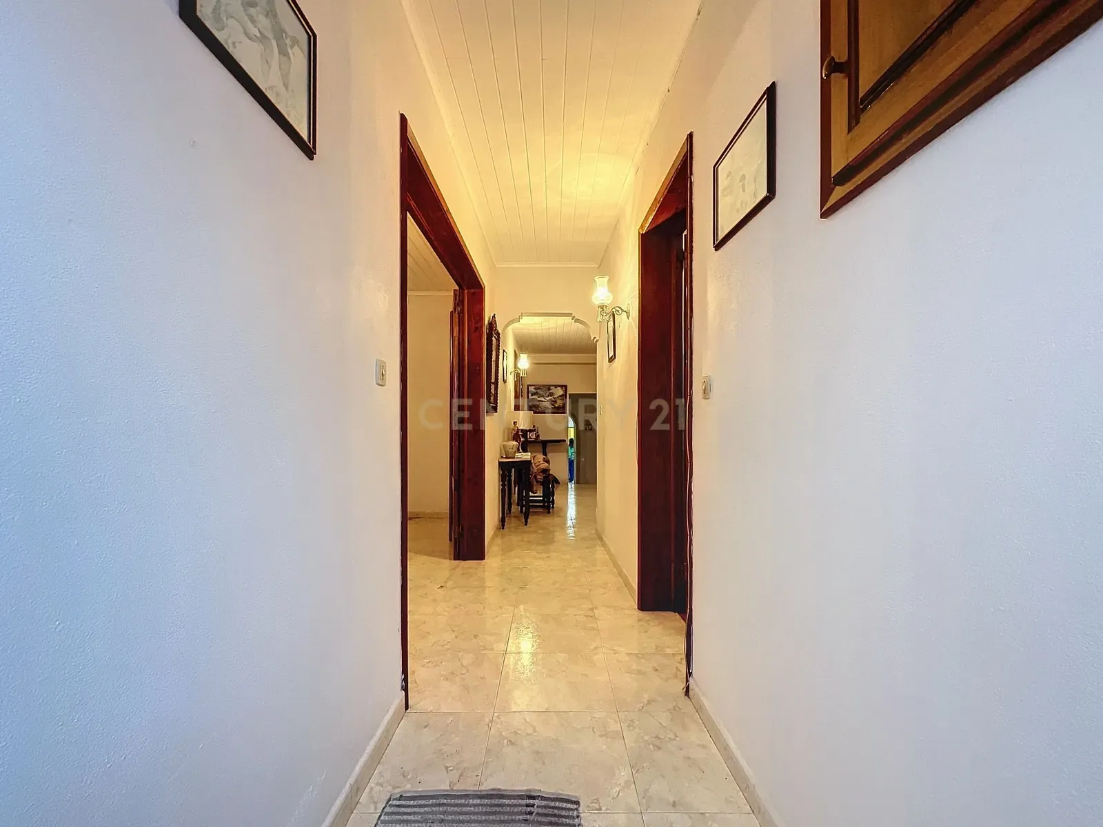 Moradia T4, centro de Ponta Delgada - Image 2