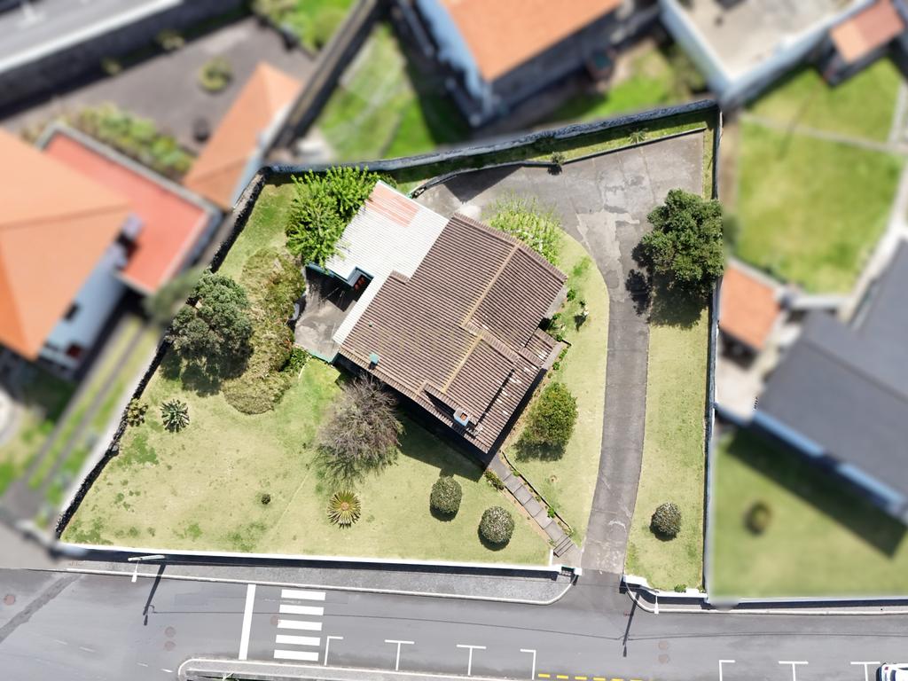 Moradia T3 com Vista Mar em Ribeira Grande, São Miguel - Image 3