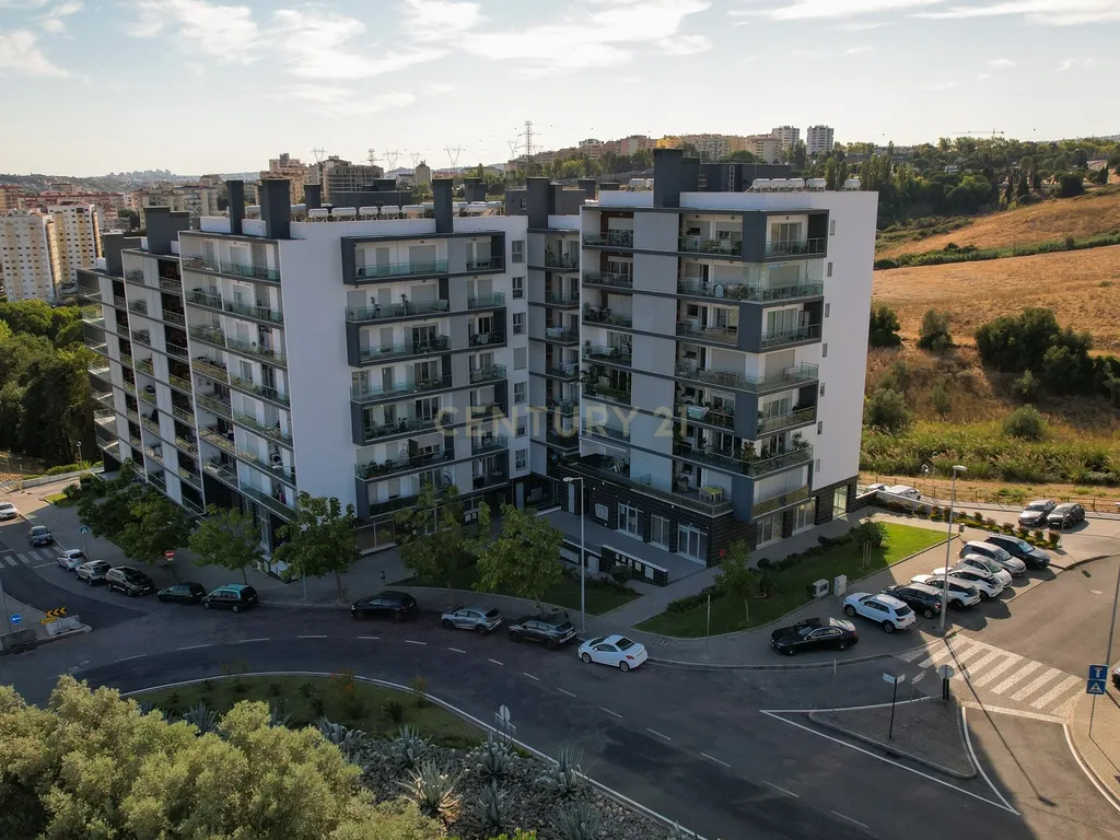 🚨🚨🚨T3 | Empreendimento Solvillas | 5.º andar | Box Fechada - Image 2