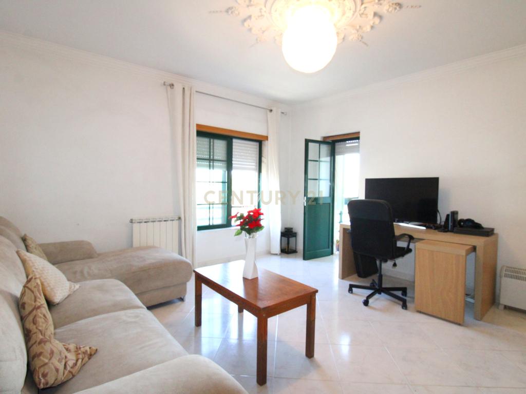 Apartamento T2 em Seixal - Oportunidade Única! - Image 2
