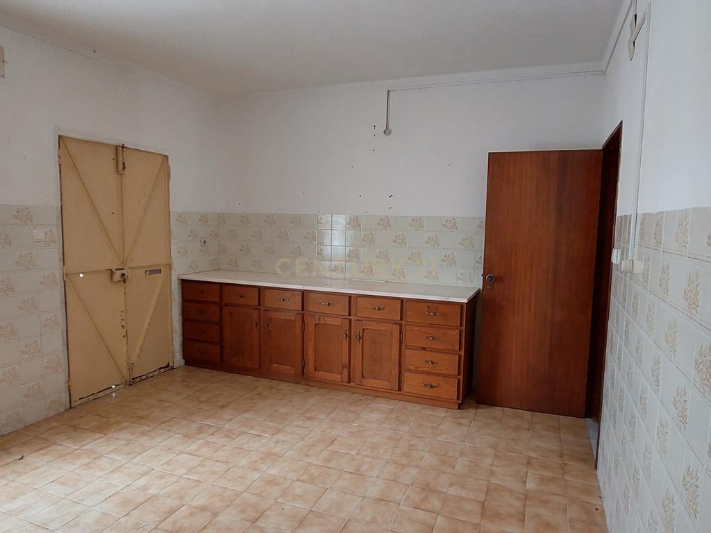 Moradia T3 com Pátio em Portalegre - Oportunidade Única! - Image 7
