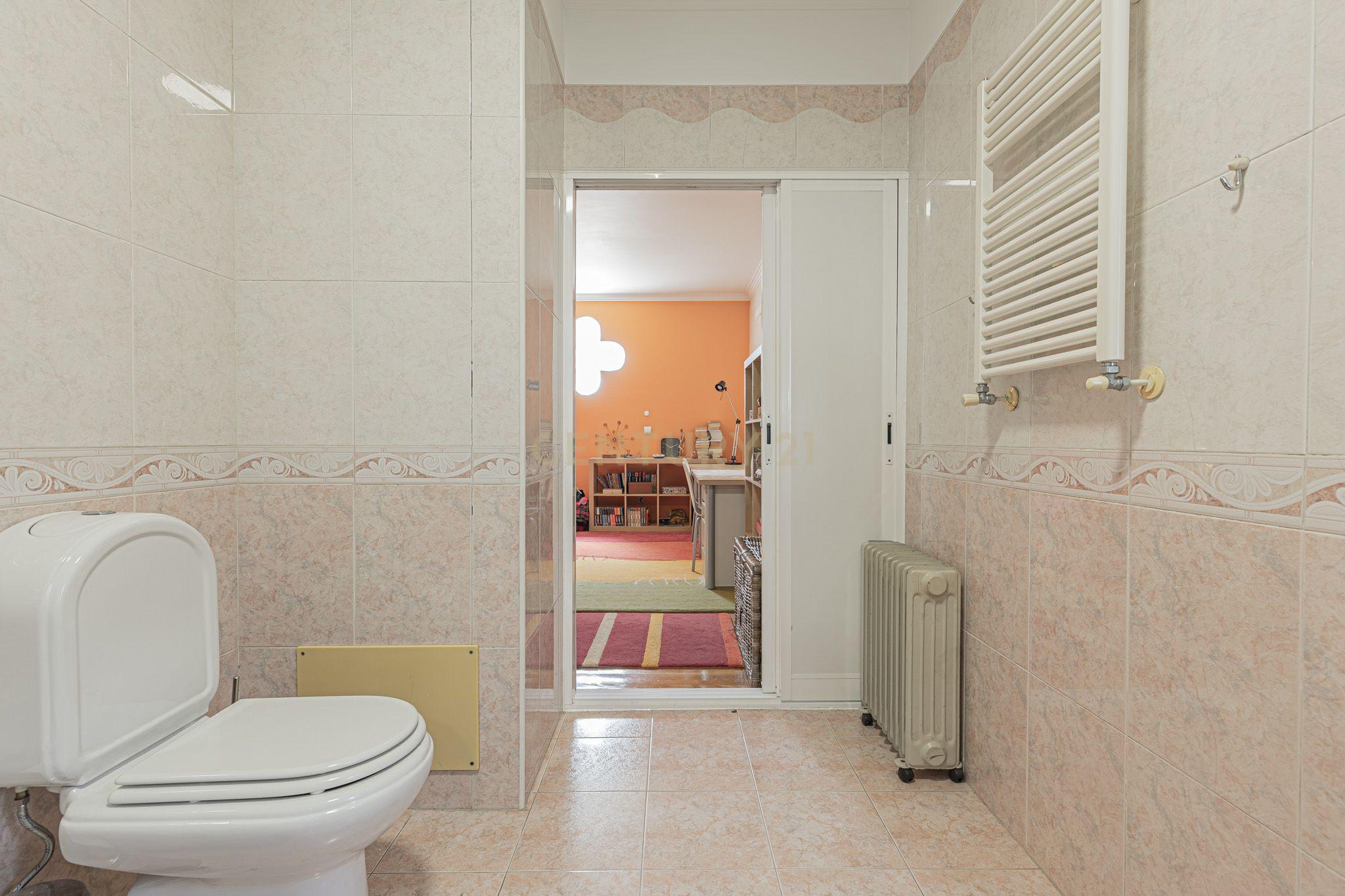 Moradia T5 - Almada - Piscina - Garagem -  364 m² - Terreno 1.024 m² - Image 54