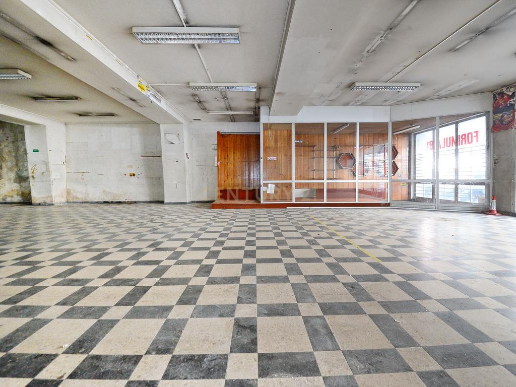 Espaço Comercial na Av. Defensores de Chaves, em Lisboa - Image 8