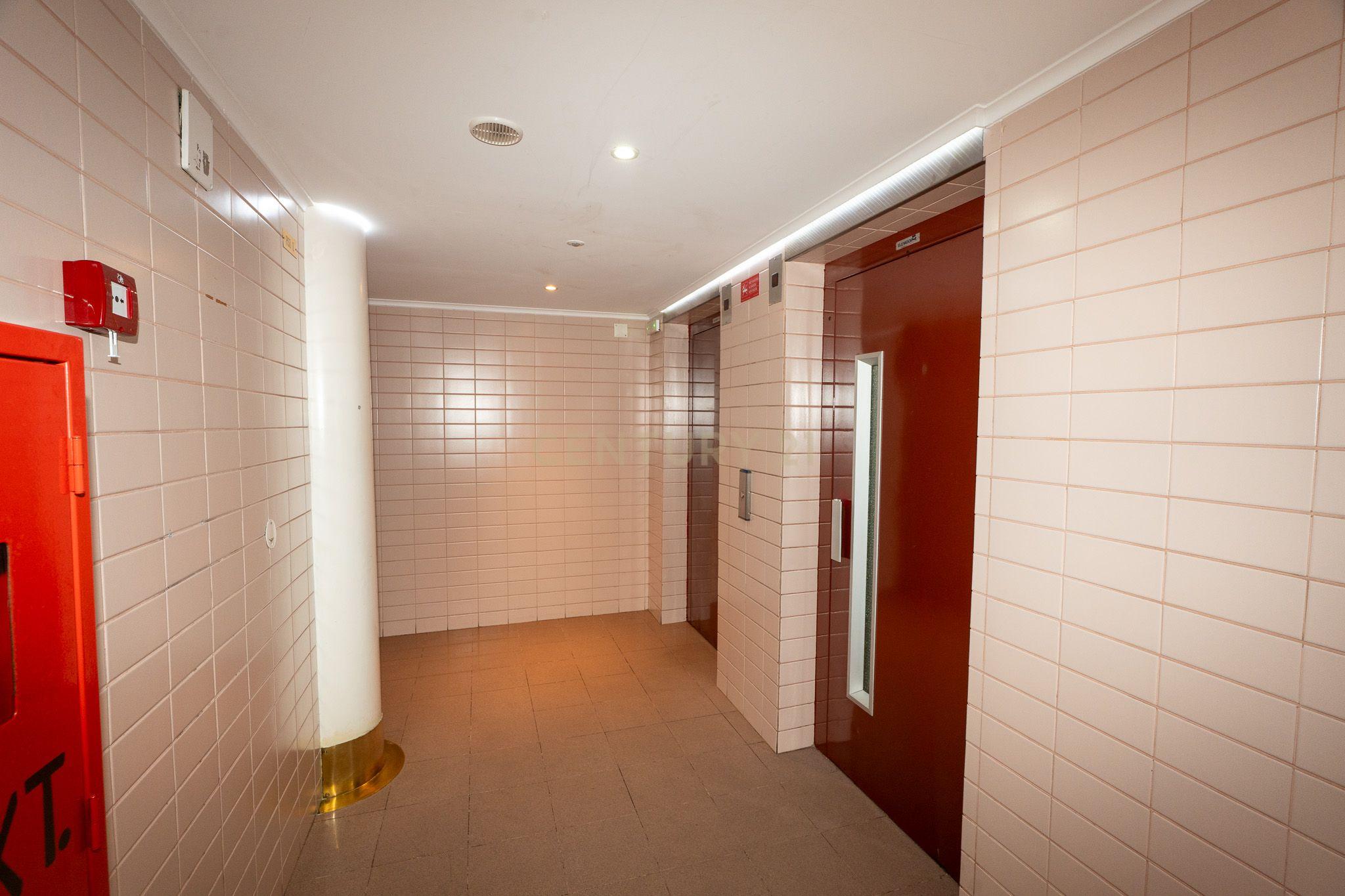 Apartamento T3 à venda em Santo António dos Cavaleiros e Frielas, Loures — foto 35