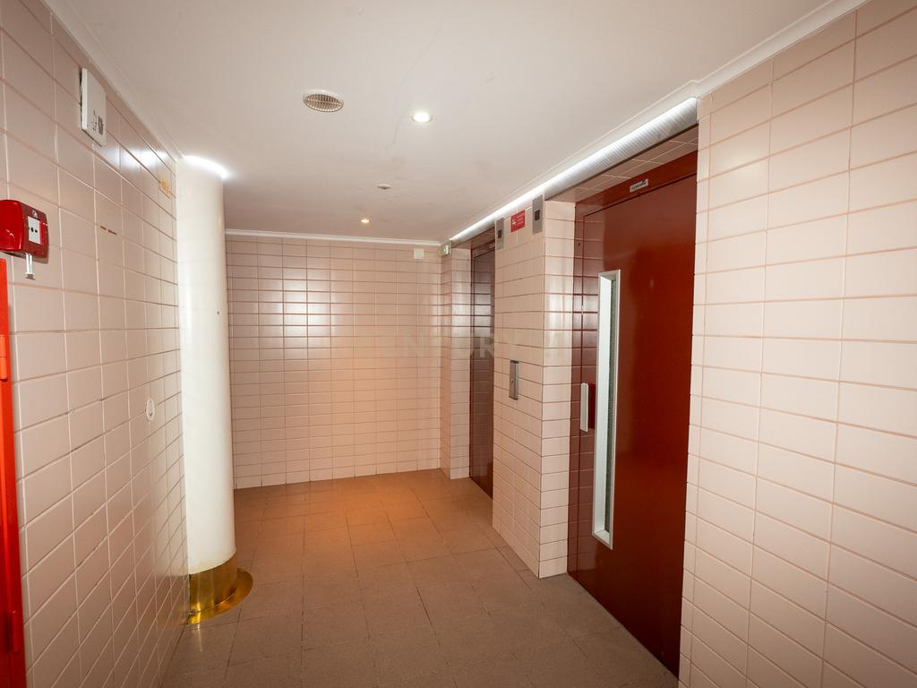 🏚️ ÓTIMO APARTAMENTO T3 - Santo António dos Cavaleiros - Image 35